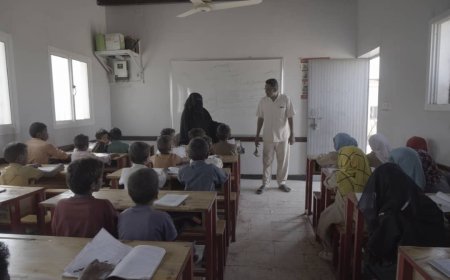 الأجعش يطالب بإستئناف عمل الصندوق الاجتماعي بالحديدة..