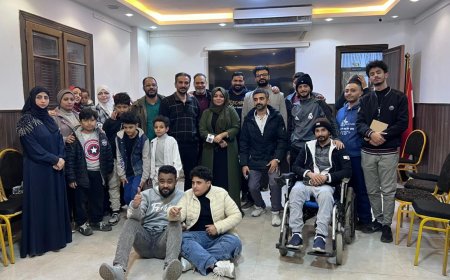 أزمة تهدد فرقة “الضوء والظل” المسرحية.. الجالية اليمنية في القاهرة ترفض الحلول المقترحة