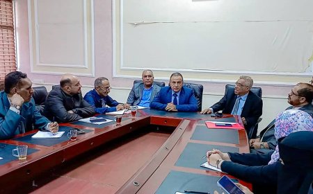 جامعة عدن تستقبل لجنة من وزارة التعليم العالي لتدقيق البيانات الخاصة بالتصنيف الوطني