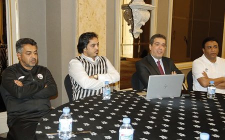 برفقة وزير الكهرباء.. سفير بلادنا يزور بعثة منتخبنا الشباب في قطر ويشيد بالاستعدادات لنهائيات كأس آسيا