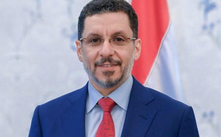 العولقي:  بن مبارك  يستهدف قلاع الفساد ويهدمها بقراراته الشجاعة ويجب الوقوف إلى جانبه