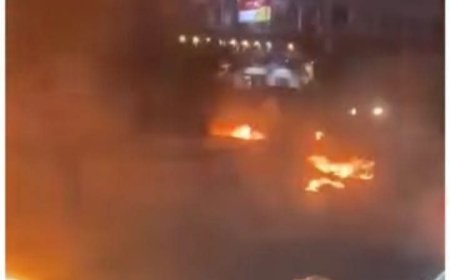 عاجل: قطع شارع رئيسي في عدن (صورة)