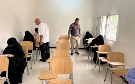 لعكل والشعيبي يطلعان على سير إمتحانات الفصل الأول لطلاب (الماجستير) في كلية صبر