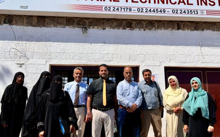 لجنة سيادة القانون تواصل حملتها التوعوية في المعاهد التعليمية لمكافحة الظواهر السلبية