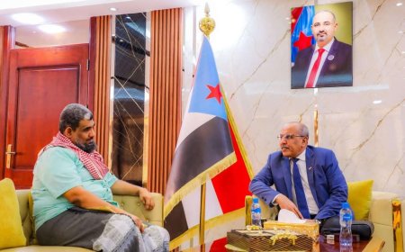 الكثيري يطّلع على خطة عمل مكتب أوقاف العاصمة عدن وبرامجه الإرشادية