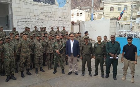 مدير عام مديرية التواهي يشيد بجهود قائد شرطة القلوعة ويطّلع على سير العمل