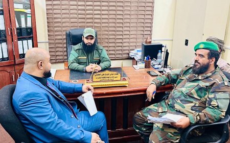 وكيل نيابة الأمن والبحث يتفقد مقر التوقيف والحجز في القيادة العامة لقوات الحزام الأمني