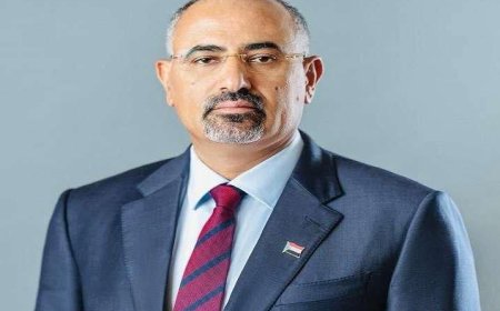 عاجل:وصول اللواء عيدروس الزبيدي الى عدن