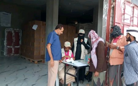 مدير عام التحيتا يدشن توزيع مساعدات برنامج الغذاء العالمي بالحيمة الساحلية ...