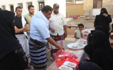 العميد نجيب ورق يشيد بمبادرة اجيال المستقبل  بمحافظة  الحديدة. ..