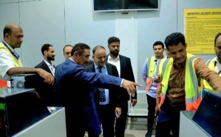 وزير النقل يتفقد سير العمل في مطار الغيضة الدولي في محافظة المهرة ..