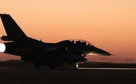 مصادر ملاحيةجميع طلعات الطيران الامريكي المشاركة بالغارات على مليشيات الحو,,ثي اقلعت من قطر..