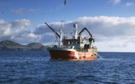 قراصنة يستولون على قارب صيد يمني قبالة سواحل الصومال...