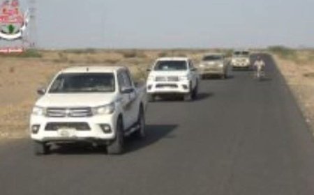 بتوجيهات عضو الرئاسي  المحرمي.. قيادات من العمالقة تقوم بزيارة عيدية للأبطال المرابطين في جبهات القتال..