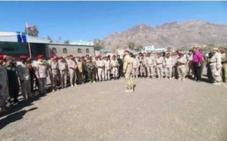 قيادات من وزارة الدفاع والقوات الجنوبية تزور جبهات القتال في شمال وغرب الضالع..