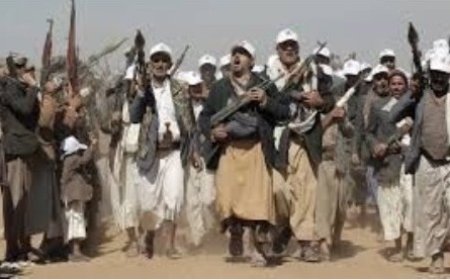 خلافات تعصف بالحو,,ثيين وقيادات تفرّ من صنعاء..