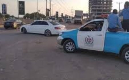 شرطة السير  في العاصمة عدن تعلن استئناف عملها بعد إضراب نتيجة الاعتداء على مديرها..
