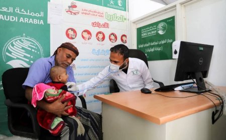 بتمويل من مركز الملك سلمان للإغاثة والأعمال الإنسانية..طيبة للتنمية: أكثر من 22,747 مستفيدًا من خدمات مركز الطوارئ لمكافحة الأمراض الوبائية في مديرية حيران بمحافظة حجة