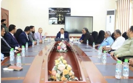 لقاء تشاوري النائب العام يلتقي برئيس واعضاء النيابة الجزائية المتخصصة عدن..