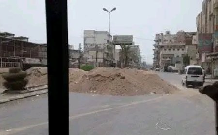 الحو,,ثيون يحصنون مدينة الحديدة ويختبئون خلف المدنيين..