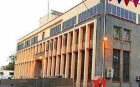 مركزي العاصمة عدن يعلن عن تنظيم مزاد علني الثلاثاء القادم ..