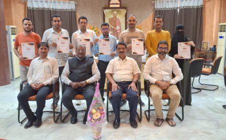 جامعه سوامي SRTM الهنديه تكرم نخبه من الباحثين اليمنيين على تميزهم البحثي