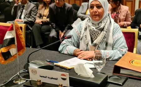 رئيسة اللجنة الوطنية للمرٲة  تشارك  في إطلاق إعلان القدس عاصمة للمرأة العربية ..