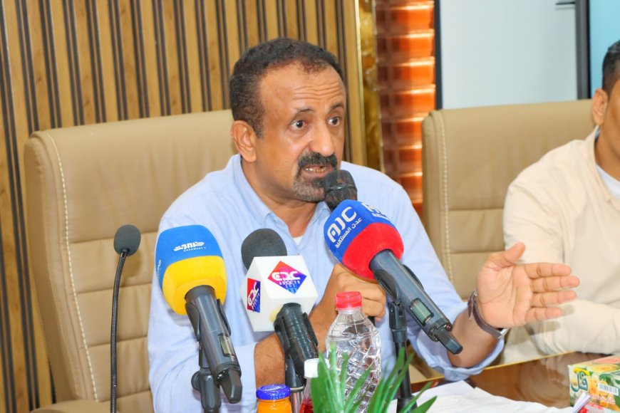 رواتب الشهداء والجرحى خط أحمر.. الوكيل "النوبة" يدعو لصرفها دون تأخير  