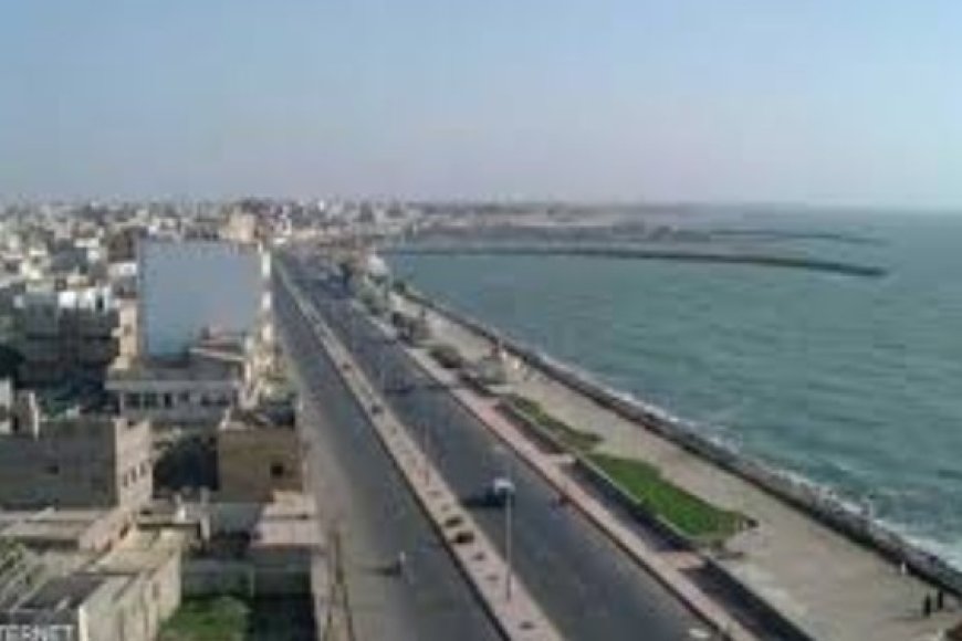 جبايات حو,,ثية جديدة تستهدف عمال الحديدة وتفاقم الأزمة الاقتصادية..