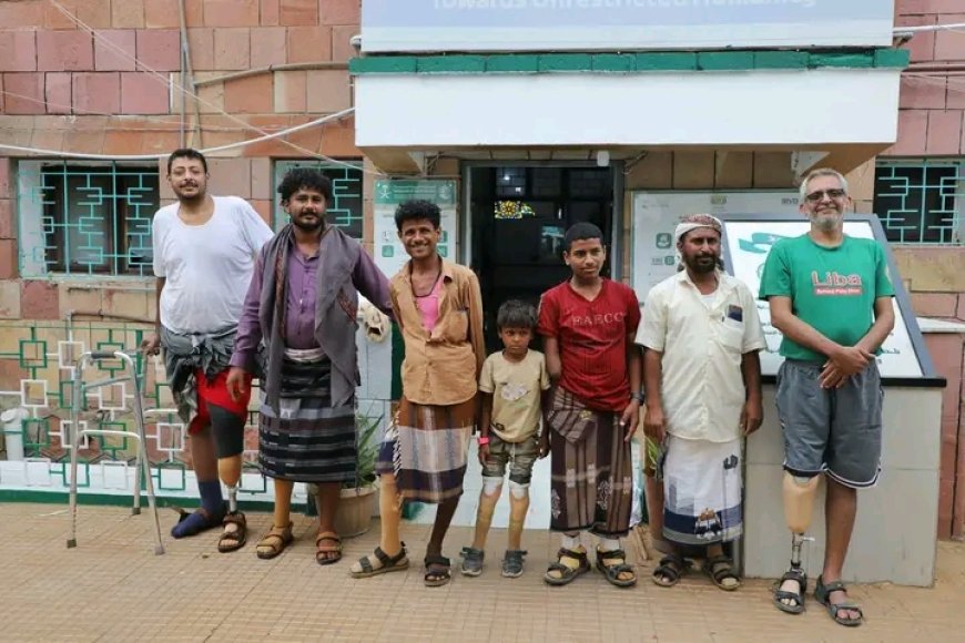 الدفعة الثانية من ضحايا الألغام الحوثية بالحديدة تسافر لتركيب أطراف صناعية بمركز الملك سلمان...