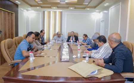 من أجل مطار عدن المستقبلي.. لقاء يجمع وزير النقل مع المستشار الفريق الصبيحي 