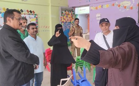 مدير عام المنصورة يتفقد أعمال الترميمات في روضة الشهيد محمد باصهيب....
