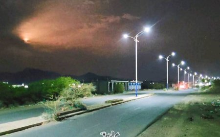 بعد أكثر من 30 عاما من التهميش..إنارة طريق "الضالع – سناح" (صورة)