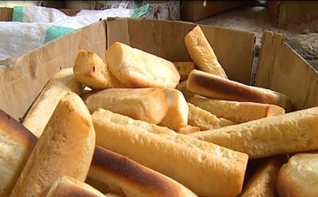 المخابز في عدن ترفع الاضراب وتفتح ابوابها ابتداء من يوم غد بعد اضراب استمر ليوم واحد..