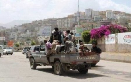 اعتداء حو,,ثي على عامل في مطعم بمحافظة إب ...