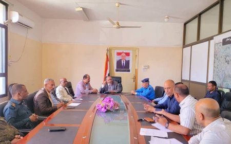 اجتماع لمناقشة وإقرار آليه خاصة لمعالجة توفير المياه وتحديد سعره وضبط المتلاعبين