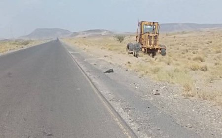 بدعم من العميد طارق صالح.. بدء أعمال توسعة طريق المخاء – جبل النار إلى أربعة مسارات