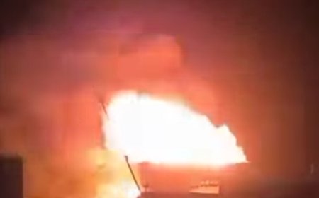 عاجل: حريق هائل يلتهم منزل أحد مشايخ جزيرة ميون في تعز(صورة أولية)