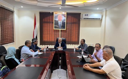 وزير المياه يوقع مع اليونيسيف على خطة العمل للمياه والإصحاح البيئي للعامين 2025 - 2026