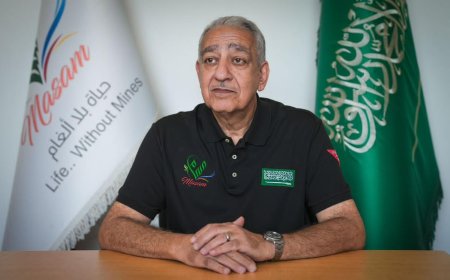 القصيبي يشكر قيادة المملكة لتمديد "مسام" باليمن للعام الثامن ويؤكد إنجازات المشروع تفضح الحوثيين...