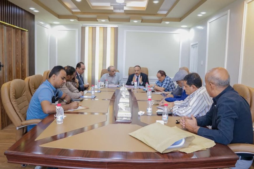 من أجل مطار عدن المستقبلي.. لقاء يجمع وزير النقل مع المستشار الفريق الصبيحي 