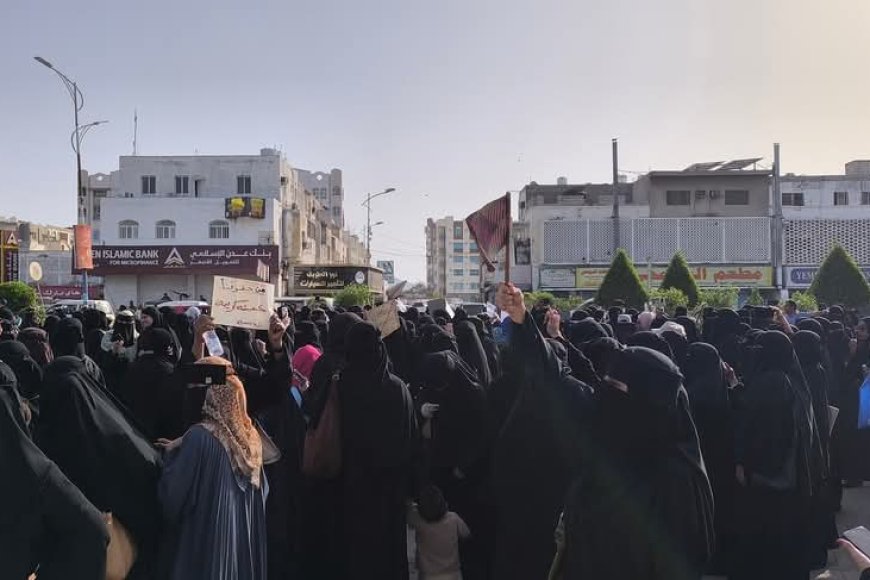 الناشط صالح الحنشي: تظاهرة نساء عدن تؤكد أن مدنية المدينة عصية على الطمس