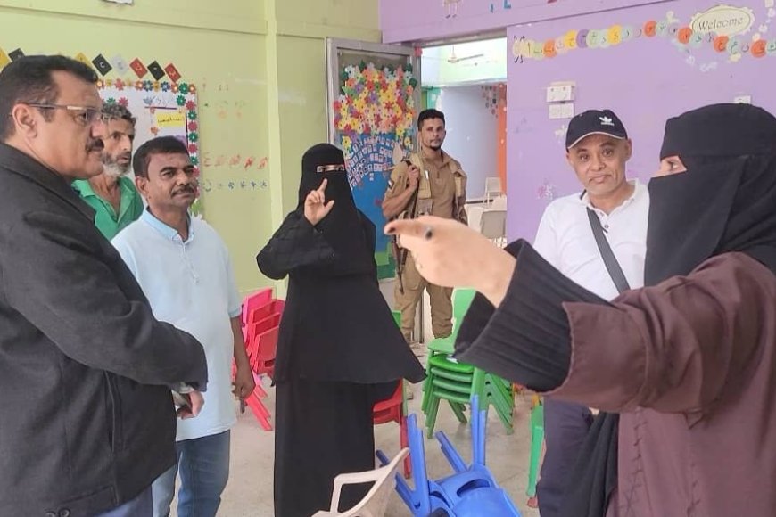 مدير عام المنصورة يتفقد أعمال الترميمات في روضة الشهيد محمد باصهيب....