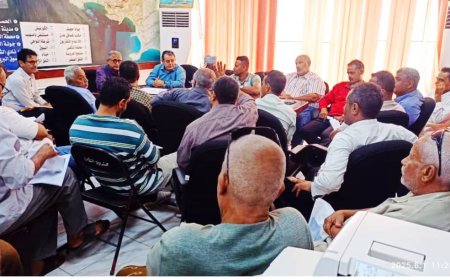 قيادة صندوق النظافة تناقش خطة العيد بحضور مدراء الإدارات ورؤساء الأقسام 