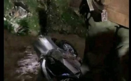 عاجل:وداع مزدوج يهز القلوب… أمين العواضي يلحق بوالدته بعد ساعات من وداعها في إب(تعرف على تفاصيل الحادثة)