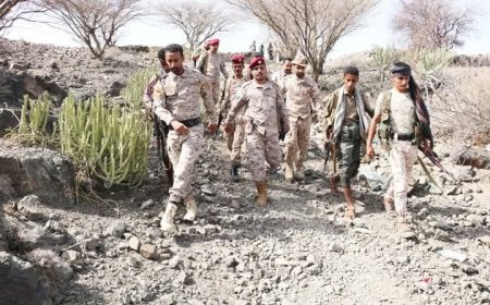 قائد اللواء الثاني حزم يتفقد المقاتلين الأبطال في جبهة كرش الحدودية...