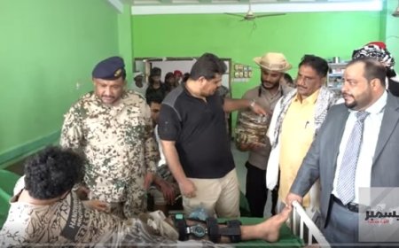 العميد نجيب ورق يزور جرحى المقاومة في المخا والخوخة وينقل تهاني طارق صالح..