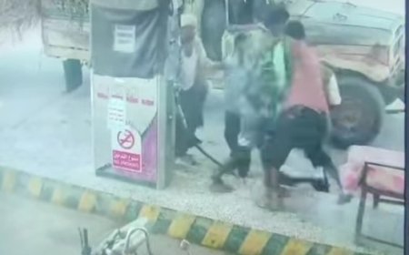 عنصر حو,,ثي يعتدي على عامل ويصيبه بكسور بالغة في مديرية جبل رأس...