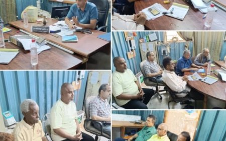 قيادة المؤسسة المحلية للمياه والصرف الصحي في عدن تناقش تطوير آلية عمل التحكم المركزي لربط مختلف الإدارات داخل المؤسسة...