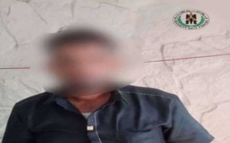 قوات الحزام الامني في العاصمة عدن تلقي القبض على متهم بحيازة مخدرات...